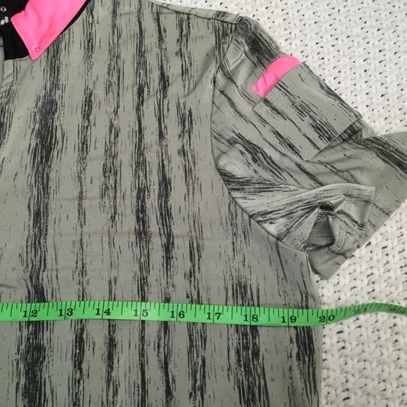 JAMIE SADOCK GRAY BLACK PINK TRIM 1/4 ZIP POLO WOMEN SHIRT SIZE LARGE - Picture 3 of 4